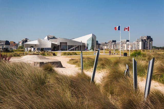 Hotel La Pêcherie à Courseulles-sur-Mer Extérieur photo